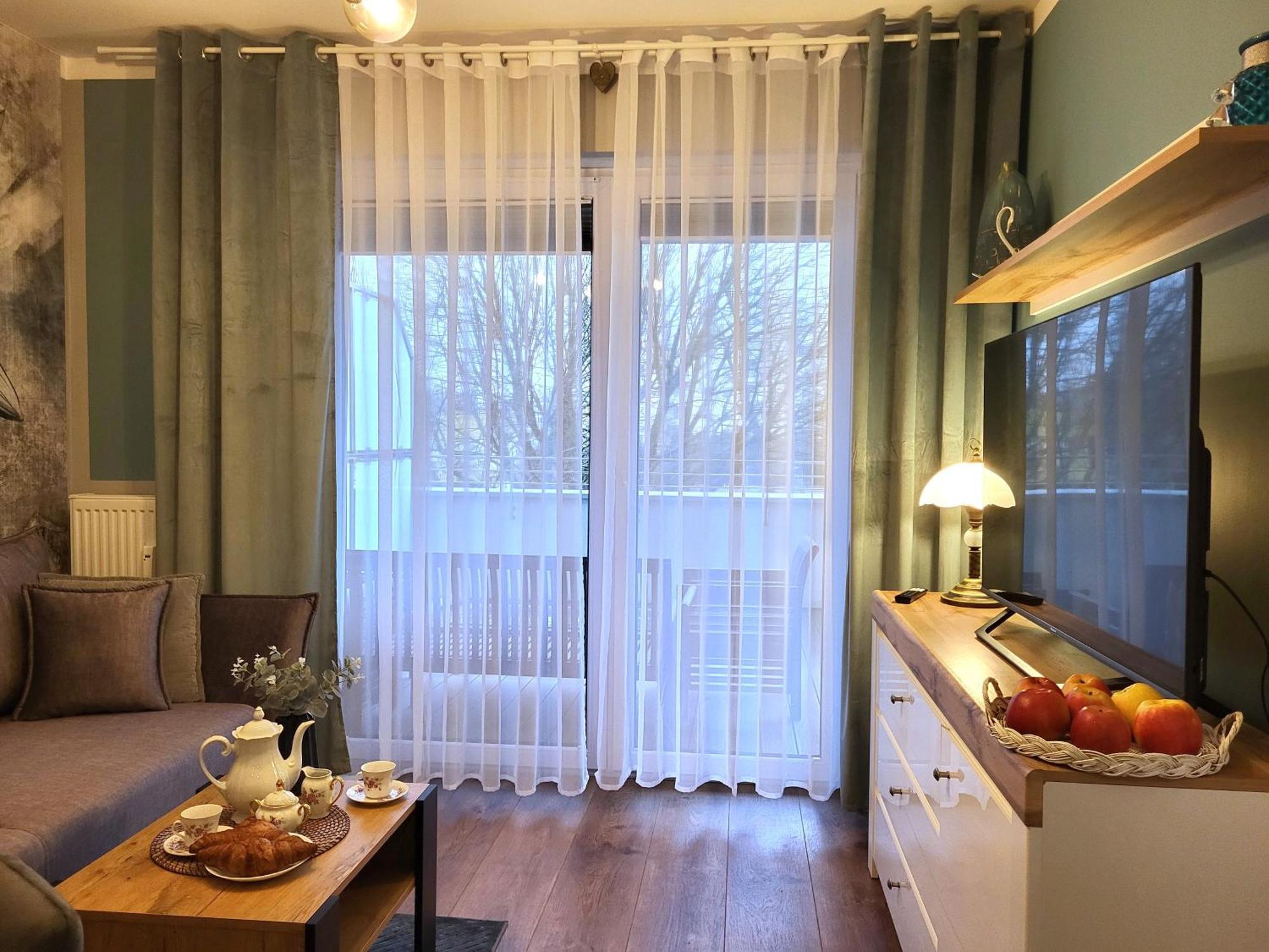 Miodowy Dom Exspanse Apartament 2 Lub 3 Pokoje Z Tarasem I Parkingiem كولوبرزيغ المظهر الخارجي الصورة